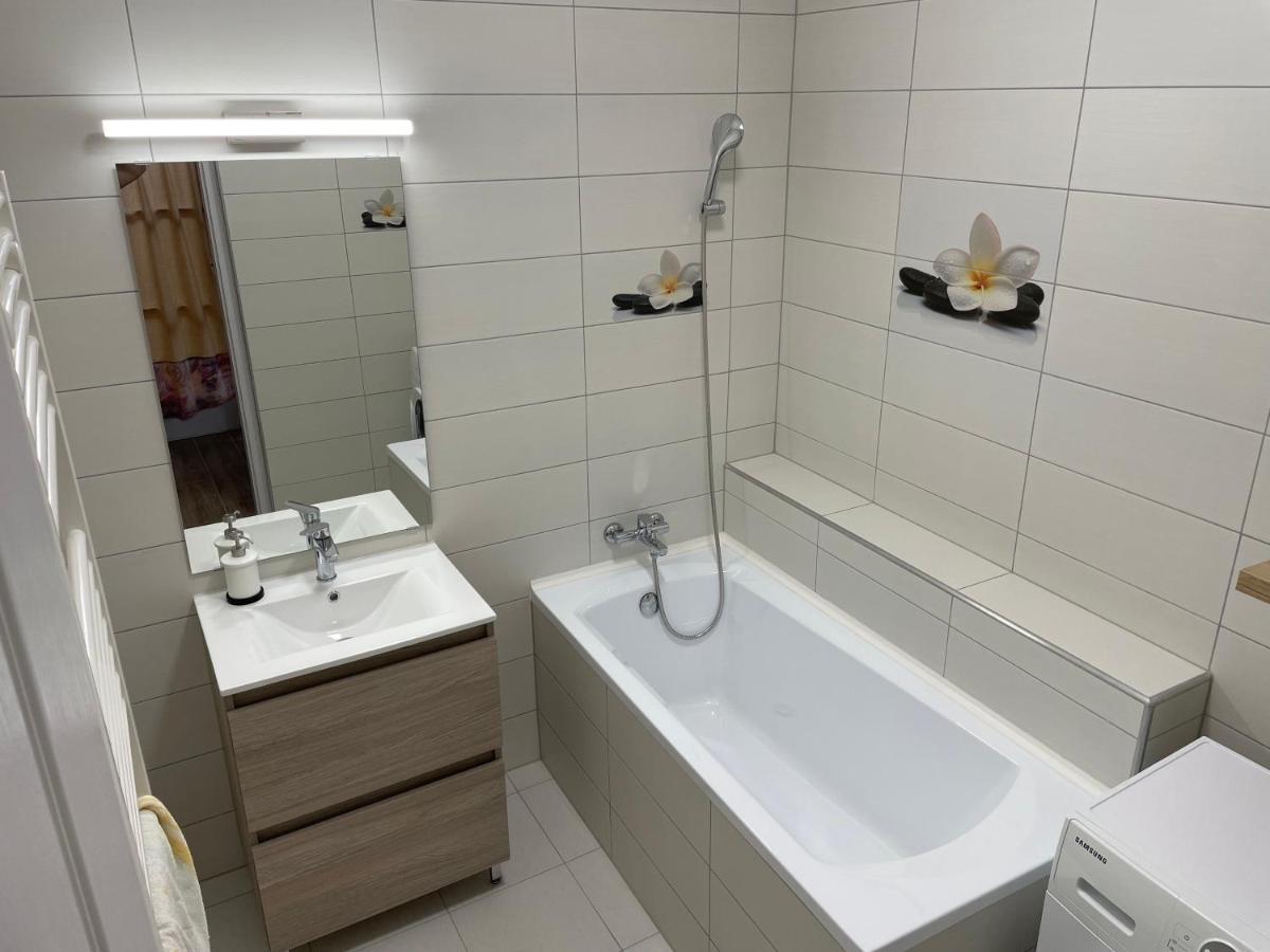 Pingvin Cukraszda Apartman Balatonmáriafürdő Extérieur photo